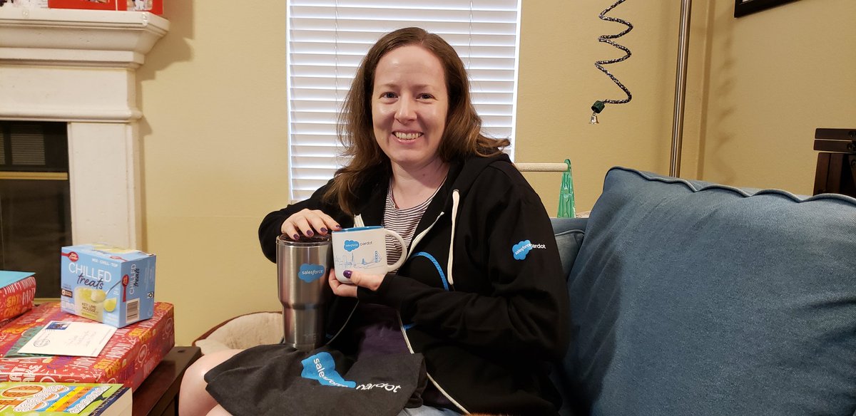 evil_splorp's tweet photo. Lara got Pardot swag for her birthday (thank you @colieechristine!)
#pardot
#alltheswag
#salesforce
#PardotPro https://t.co/6rruB4WlRL