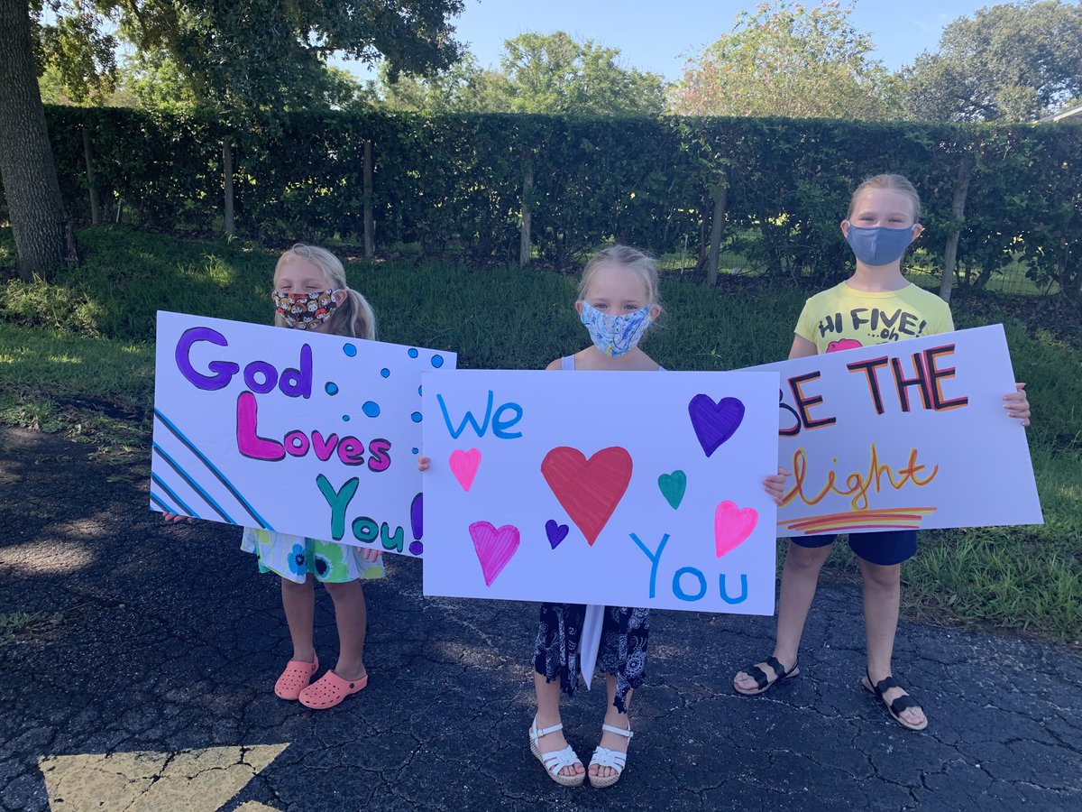 southsideWG's tweet photo. Southside hosted a Drive-Thru Prayer service this morning. It was a blessing to pray for those who came in. Thank you to all the prayer counselors and volunteers! https://t.co/zG5l9uG8Q3