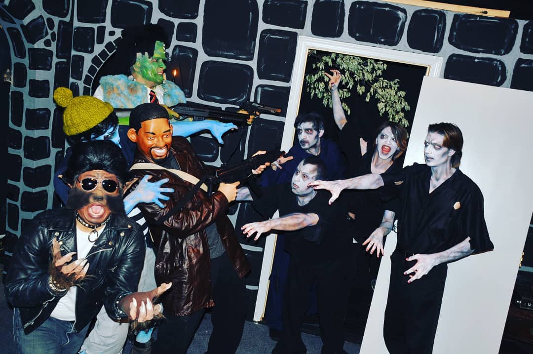 ghouligans's tweet photo. We were ready for the Zombie Apocalypse thanks to Will Smith. 

#ghouligans #awhellno #iamlegend https://t.co/pCu4WfKvGw