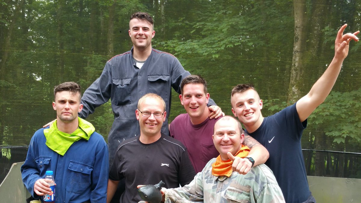 taskforcepb's tweet image. Did your bestie have a lockdown birthday? 👎

Treat them to an adrenaline filled day with our gift vouchers! 🤩🥳

Nothing says 'Happy Birthday' better than shooting at each other &amp;amp; ducking behind stuff, right? 🔫😂

Click here to begin Operation Birthday bit.ly/BookTaskforce