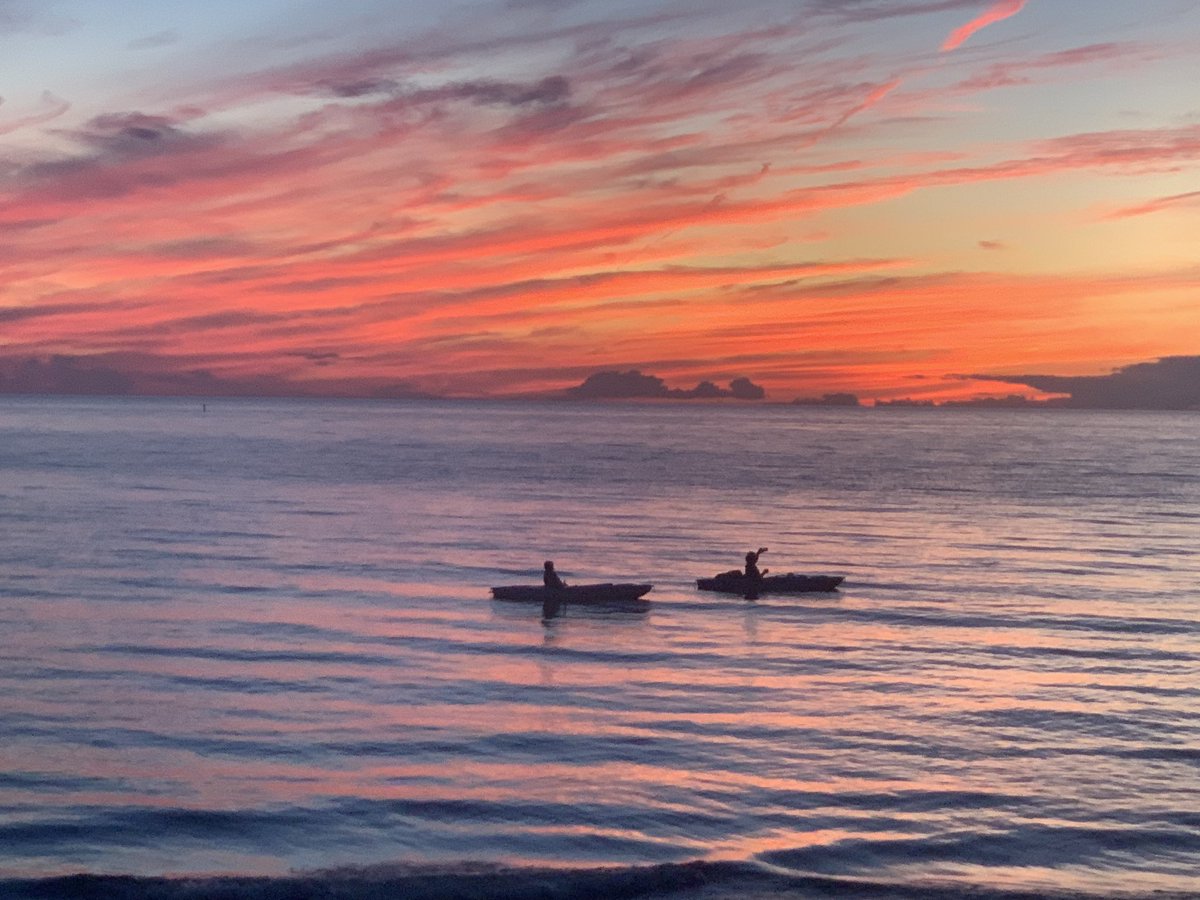 wesleyni's tweet photo. Enjoying Big Sable Lighthouse in Ludington and Kayaking and roasting marshmallows by sunset in Pentwater 
#MiGreatLakesWeek
#MichiganEGLU https://t.co/bv7vSRyJjB
