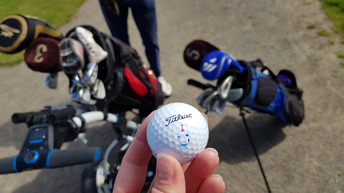 EilidhWailey's tweet photo. Well, it's that time of year again... the annual Papa Bear Birthday Match and a great day for it at @FortroseGC1793 ! ☀️😎 
Happy birthday, @Glenora89! ⛳🥳 #ERAvsERA #fatherVSdaughter https://t.co/2SdA2mN7NM