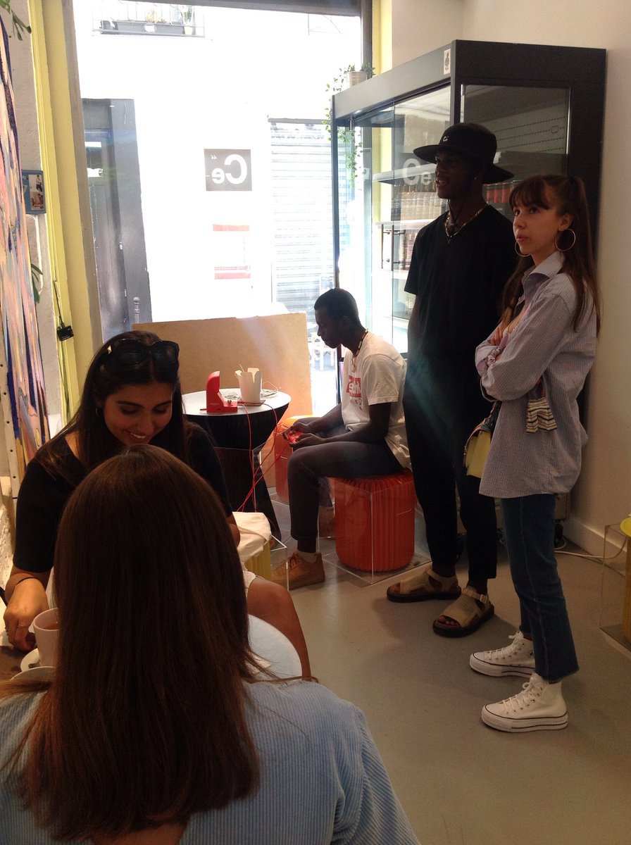 blksmkk_mag's tweet photo. [ EVENTS ] Retour en image sur l'exposition de @ALEXANDRELENGA. Good Time, Good Vibes, Good People.. 
__
#blksmkkevents #expo #exposition
#art #STREETART #popart https://t.co/SSmorGB7tp