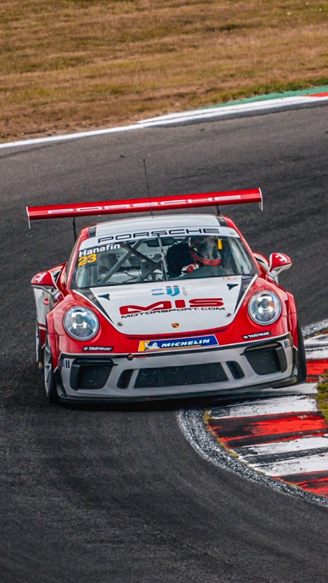 Team_JTR_'s tweet photo. #SaturdayNightWallpapers 📱 #Brands🐣 #CarreraCupGB🇬🇧 #Porsche #Lorcan23 #Sam27
🔶 #TeamJTR 🔶 #TeamTandy 🔶 #FollowTeamJTR 🔶 #TandyLand 🔶
📸 courtesy of @danbathie https://t.co/FEUv6id66q