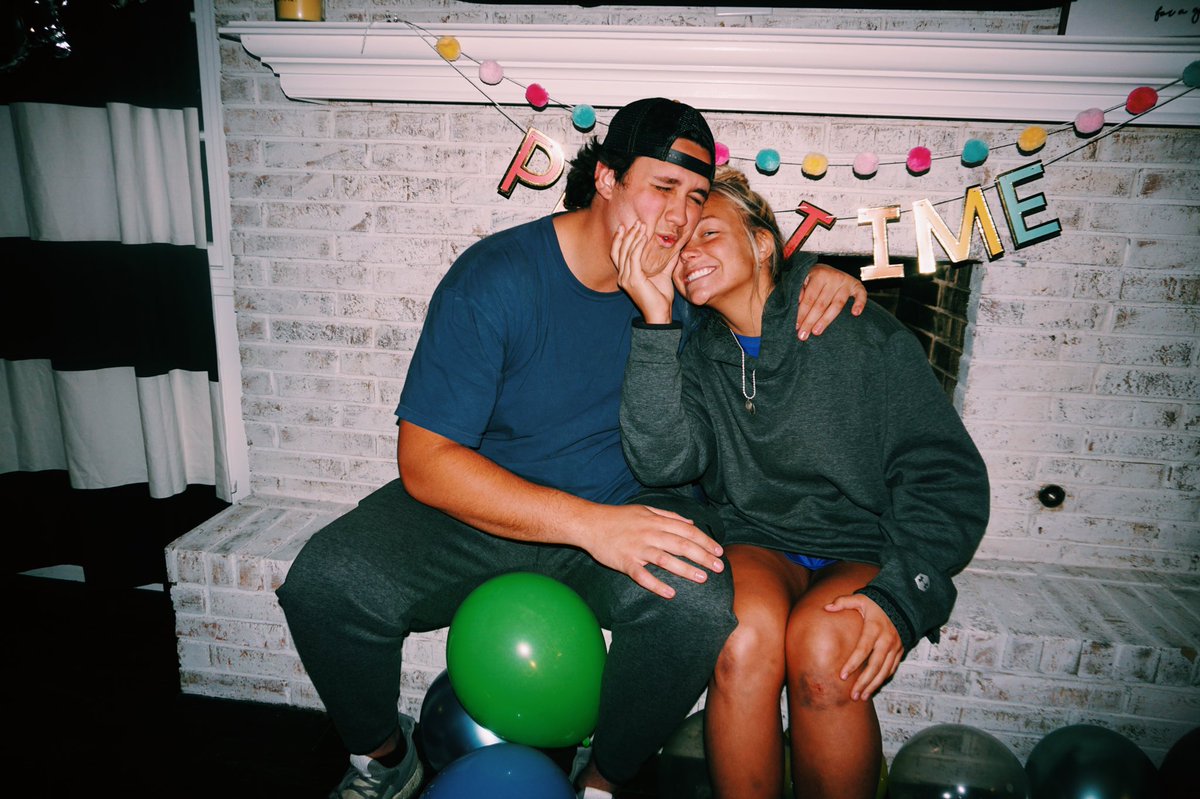 Callieg3Jo's tweet photo. thought i’d actually post on here for once,,, this is my booface @CaseyVerhulst ,, i’m the most proud of him https://t.co/4R9iLb0RX3