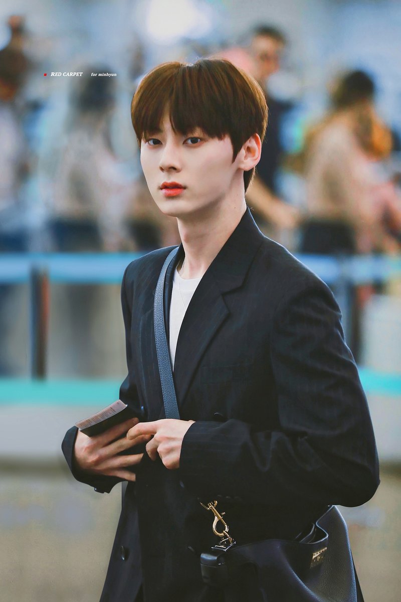 redcarpet_mh's tweet photo. 늘 행복만 가득하길❣️
#황민현 #민현 #minhyun https://t.co/mjX2R1DKOR
