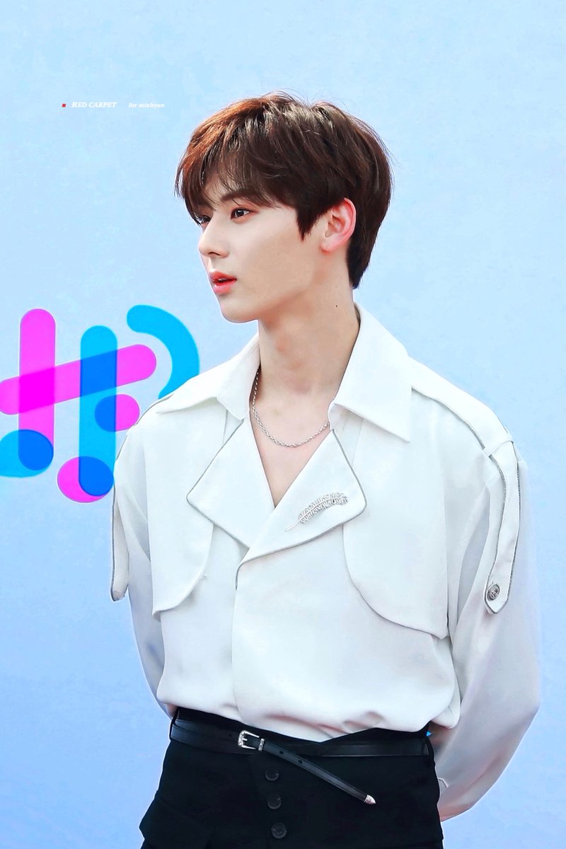 redcarpet_mh's tweet photo. 늘 행복만 가득하길❣️
#황민현 #민현 #minhyun https://t.co/mjX2R1DKOR