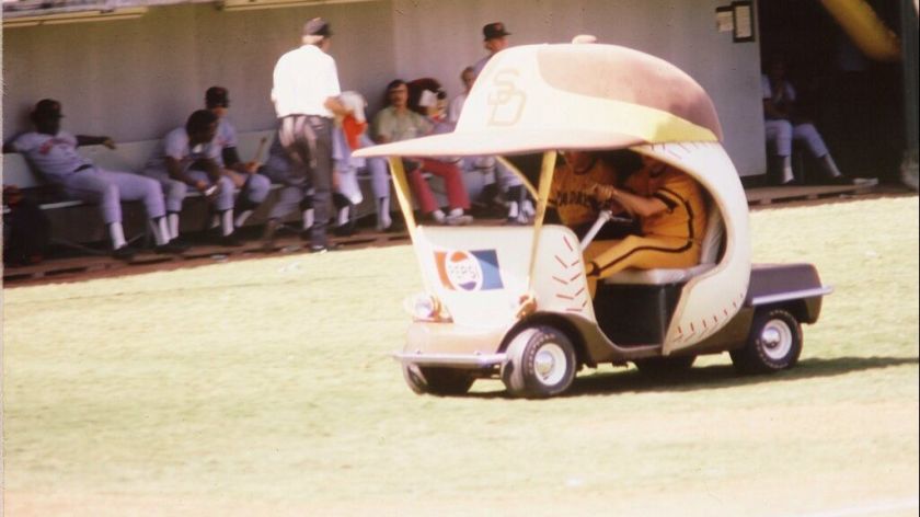 PolyesterUnis's tweet photo. A few more 1970's #BullpenCart pics for your Saturday viewing pleasure. @RedSox @Padres @Royals @Brewers https://t.co/PQl48kQ6EJ