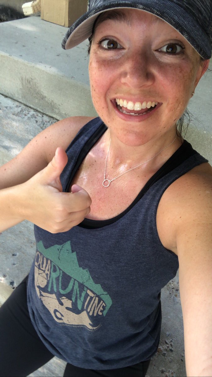 DrACadle's tweet photo. 10k before breakfast!

Keeping up with the @COBREWERYRUN #covirtualchallenge while rocking the June #quaRUNtine tank! I’ve logged just over 27 miles for the month and on my way to pass #100milesinaugust!

#getoutside #coloradolife #coloradorunner #coloradorunning #willrunforbeer https://t.co/8IMR2RrueF