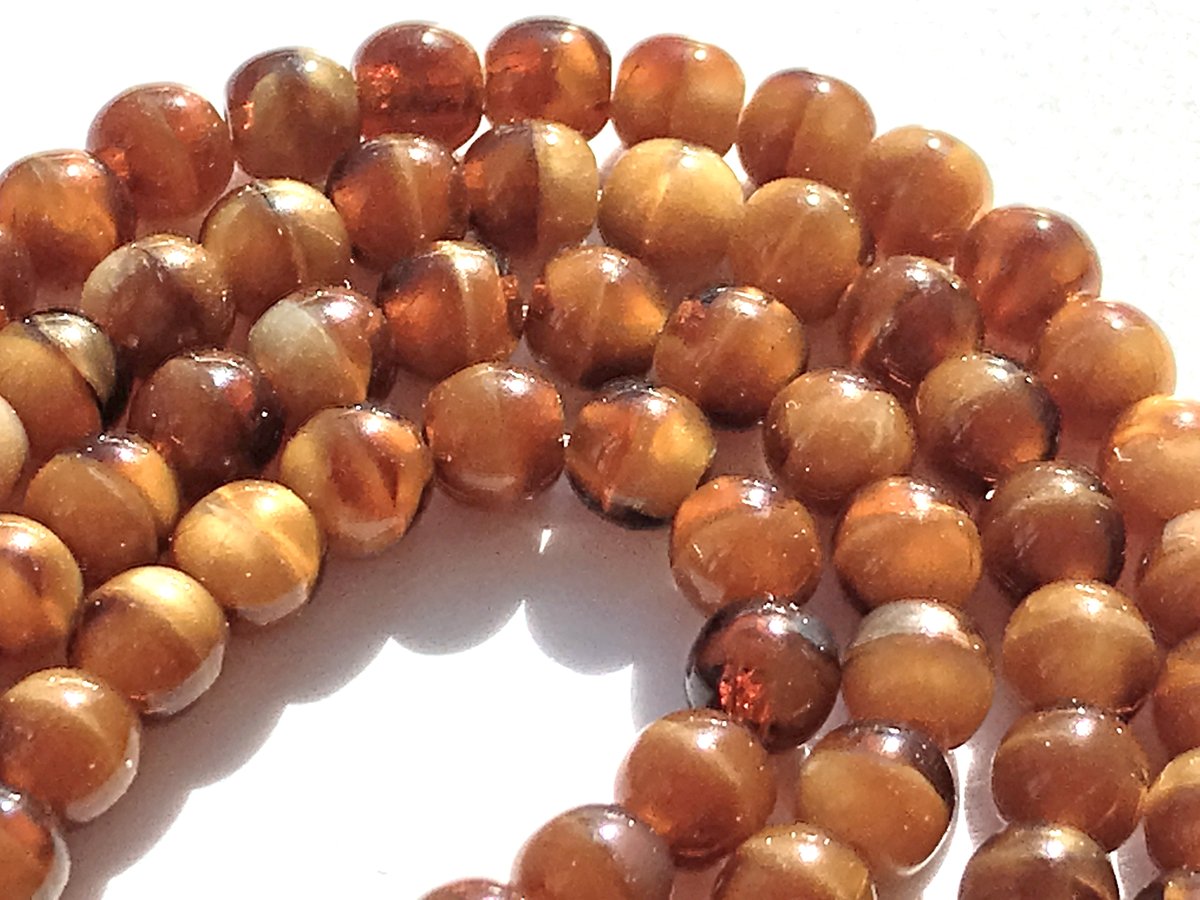 BeadService's tweet image. Amber Brown Cream 4mm Round Czech Glass Jewellery beads by BeadService etsy.me/3a6za2Z via @Etsy