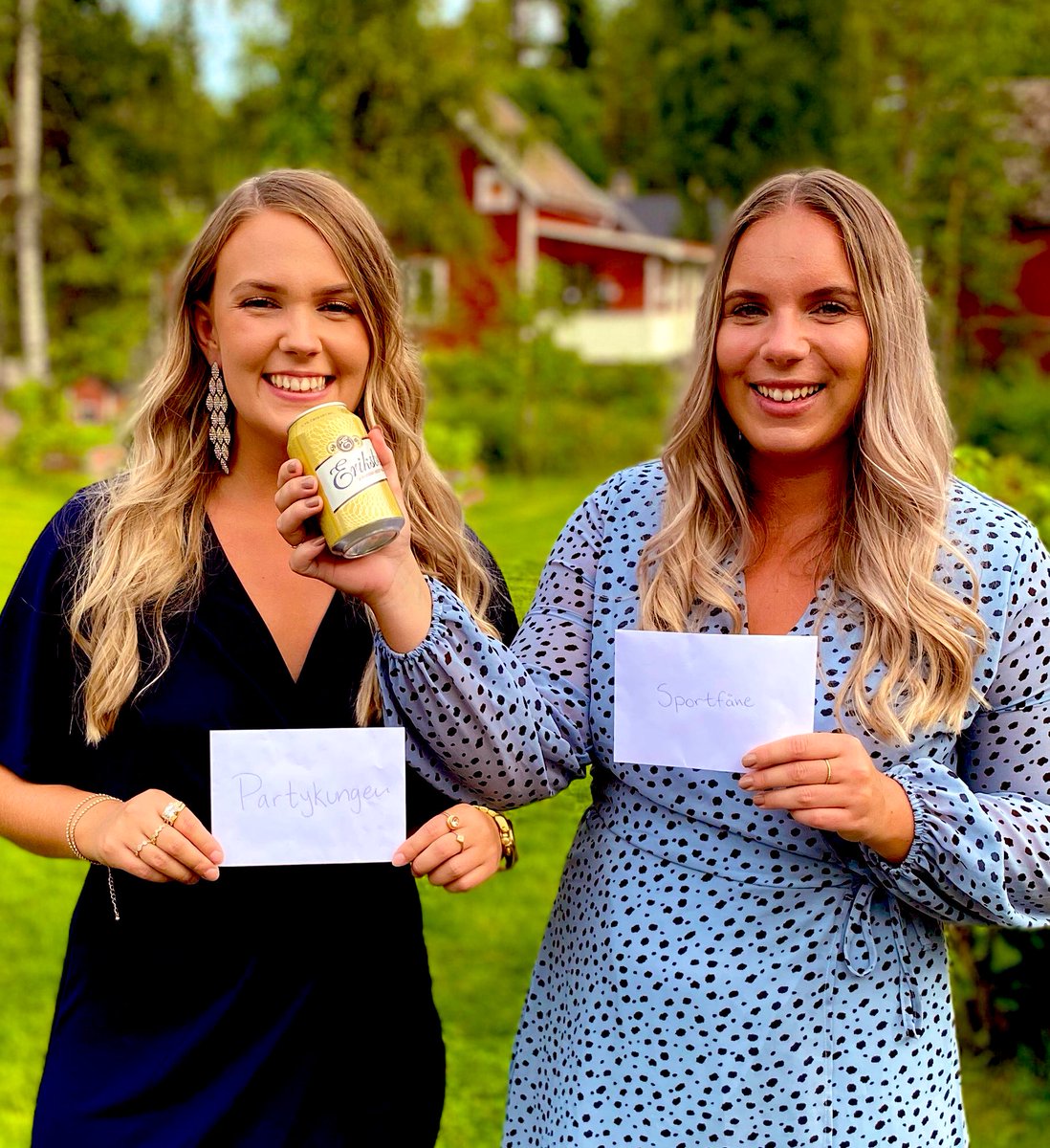 malinalmqvist's tweet photo. Kontrasterna när vi blir nominerade :-):-) @verrrrrrrra https://t.co/eNWMgbFTxO