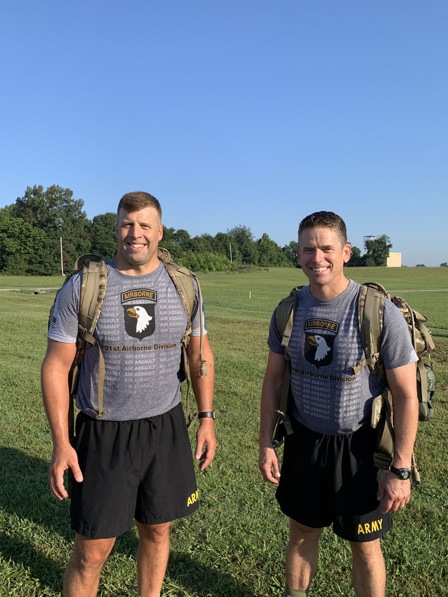 JohnCogbill's tweet photo. Conducted a 9 mile road march yesterday with my classmate and teammate BG Clair Gill in support of our affiliate Class of 2024’s march back from Lake Frederick. WCWS, ‘94! Air Assault! @101stAASLTDIV @WestPoint_USMA @Commandant_USMA @clairgill01 https://t.co/oKVc62nGWQ