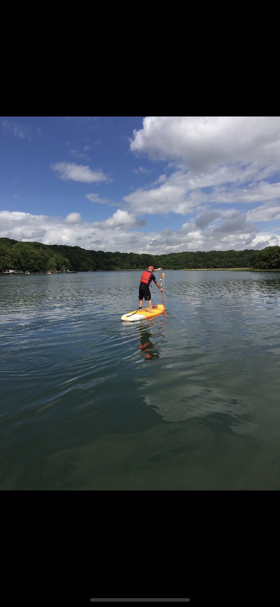 pageandy's tweet photo. #sup Hamble river https://t.co/ey6FbBv5XY