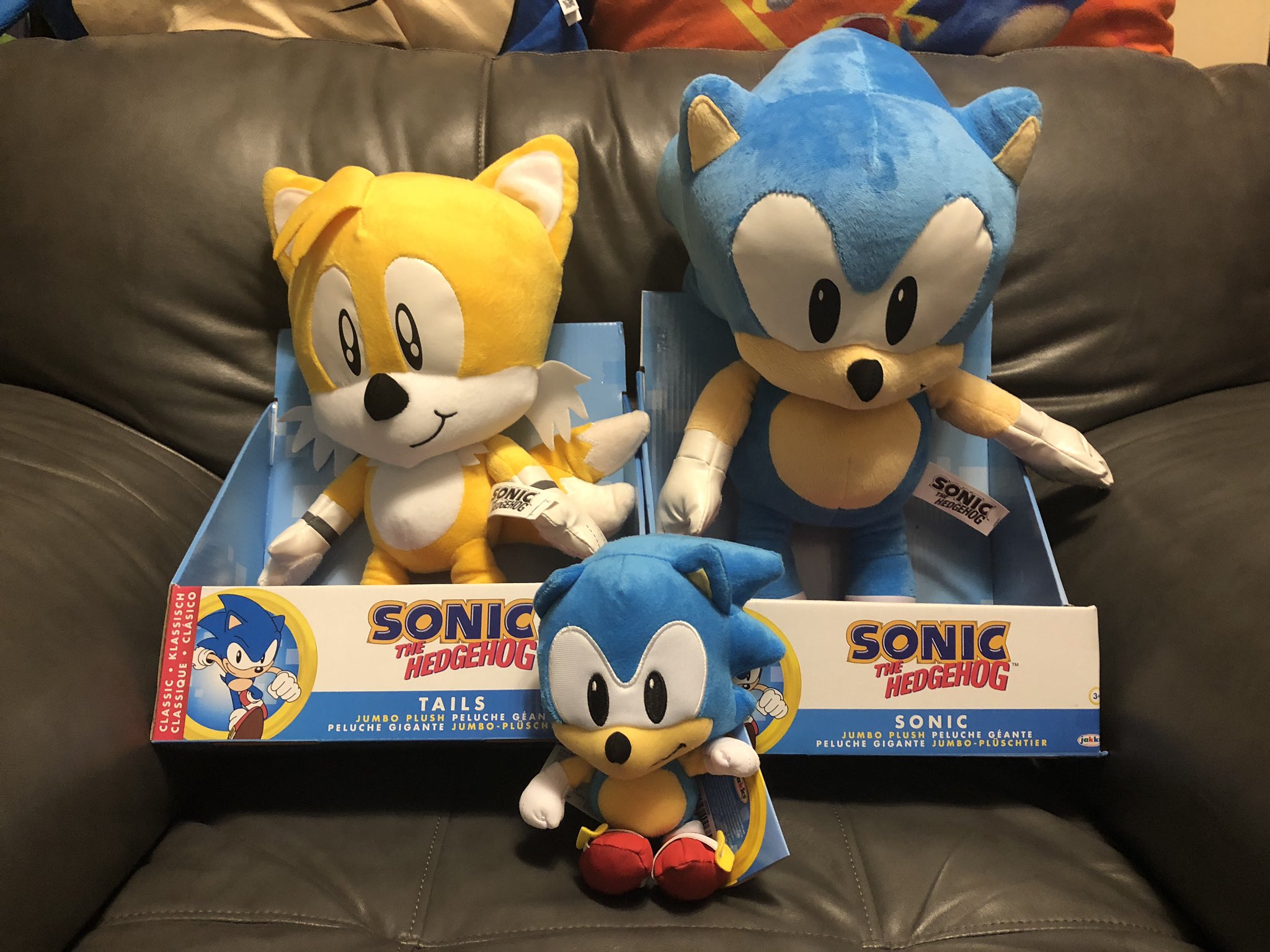 Jumbo hotsell sonic plush