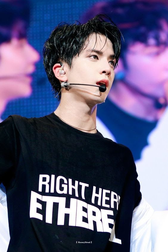 For the most handsome boyfriend in the universe, I hope your birthday is all you could ever want. Meeting you was the most wonderful thing that has happened to me in life! 