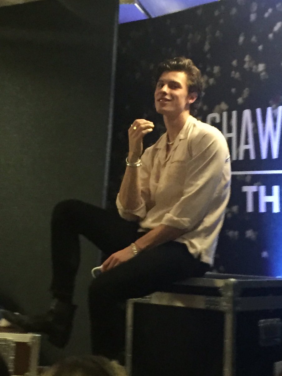 shawnprioritys's tweet photo. feliz cumpleaños a esta personta tan hermosa que con su musica me llena de amor y felicidad @ShawnMendes #HappyBirthdayShawn https://t.co/1djGdSwLDE