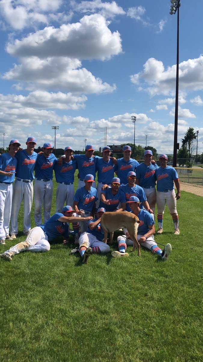 MMudcats's tweet photo. ๐ KITTY GAMEDAY ๐
โพ๏ธ Game 1 of 3 Vs. Cold Spring
๐ 5:00 pm
Little throwback pic to last year when we clinched a spot at state
#KittyUp
#SwimToState https://t.co/dol2pgGqsd