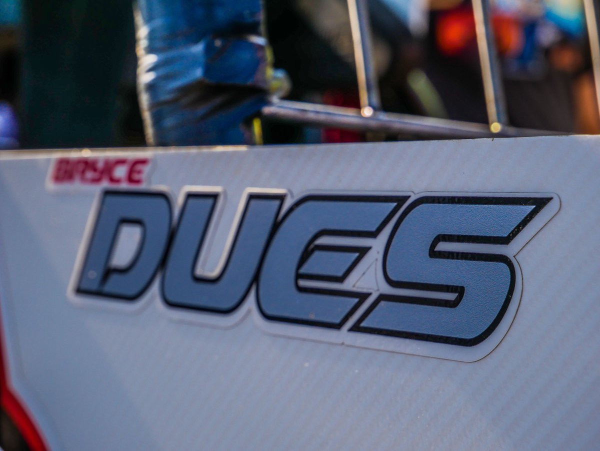 JQuickDesign's tweet photo. Bryce Dues #RipTheLip https://t.co/4BuZr4nNFR