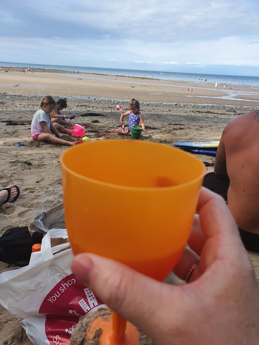 DJAbeyance's tweet photo. Always @mistajam @R1Dance time perfect days in wales with the kids and family whilst enjoying cocktails ❤❤❤❤ https://t.co/Ib8co1OKDt