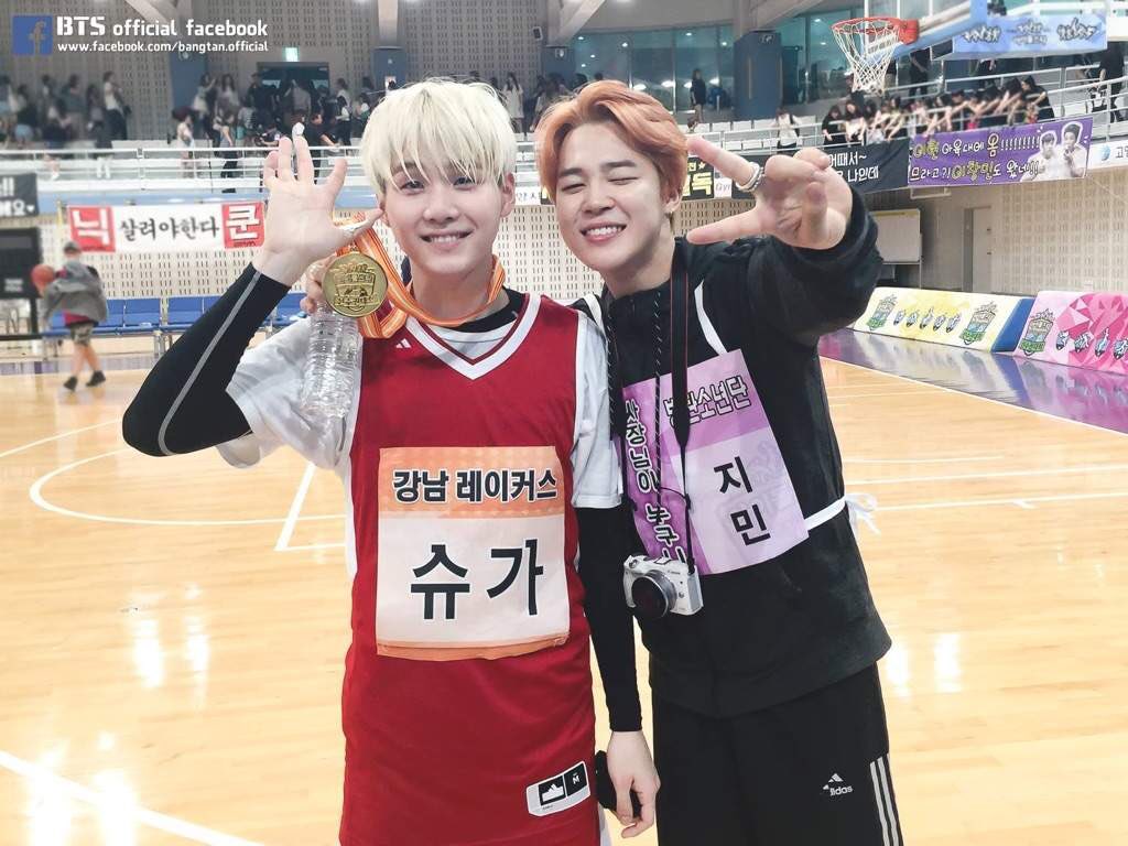 Another of his talents that Armys are crazy about is is basketball. He played it in high school in a position of shooting guard (and how his stage name Suga was created.) and to this day he is a big fan, especially Chicago bulls.