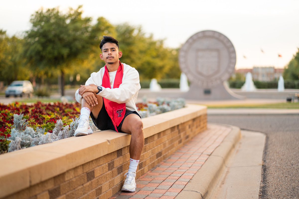 simply justin tweet media