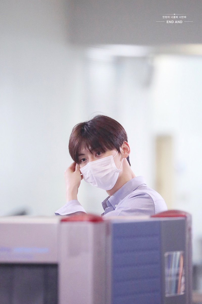 pchnkss's tweet photo. สุขสันต์วันเกิดเจ้ามินแมวเม้วของเค้า💕😽
#러브의우주_민현아_생일축하해
ขอให้เธอมีความสุขมากๆ เป็นที่รักของทุกคนแบบนี้ตลอดไป
#나의여름황민현생일축하해 
ขอให้หลังจากนี้เป็นวันที่ดีของเธอ มีงานเข้ามาเยอะๆนะ จะอยู่ตรงนี้แหละ ไม่ไปไหนหรอก รักค้าบ💘
#OUR_LOVE_MINHYUN_DAY https://t.co/x5bSyTtBTl