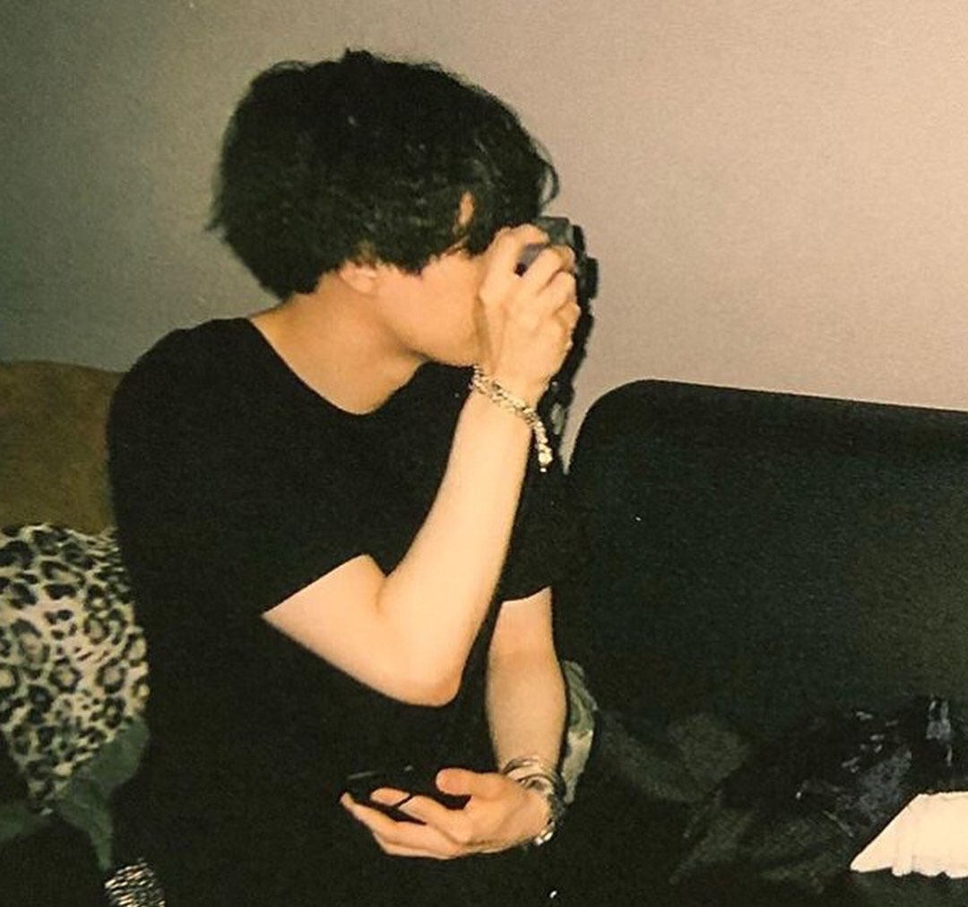 Long time ago Yoongi used to post his photography and tag it as "Suga's Sight". He took pictures of various things but sadly he is not post them anymore. We get it once last year.