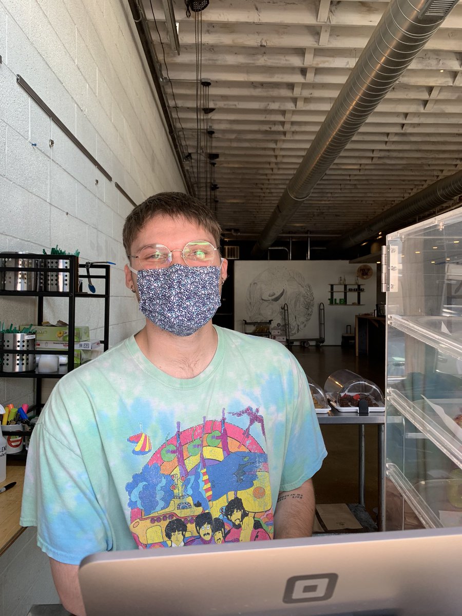Here and smiling under the mask till 6 tonight! What’re we picking up today? @ us and let us know! Can’t wait to see you all and happy Saturday 😋 #okcvegan #theloadedbowlokc #downtownokc #okcfarmersmarketdistrict