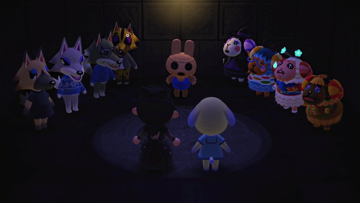 spidersilksike's tweet image. Members of The Pack and The Herd alike fear one thing on Bloodmyst...

Its her