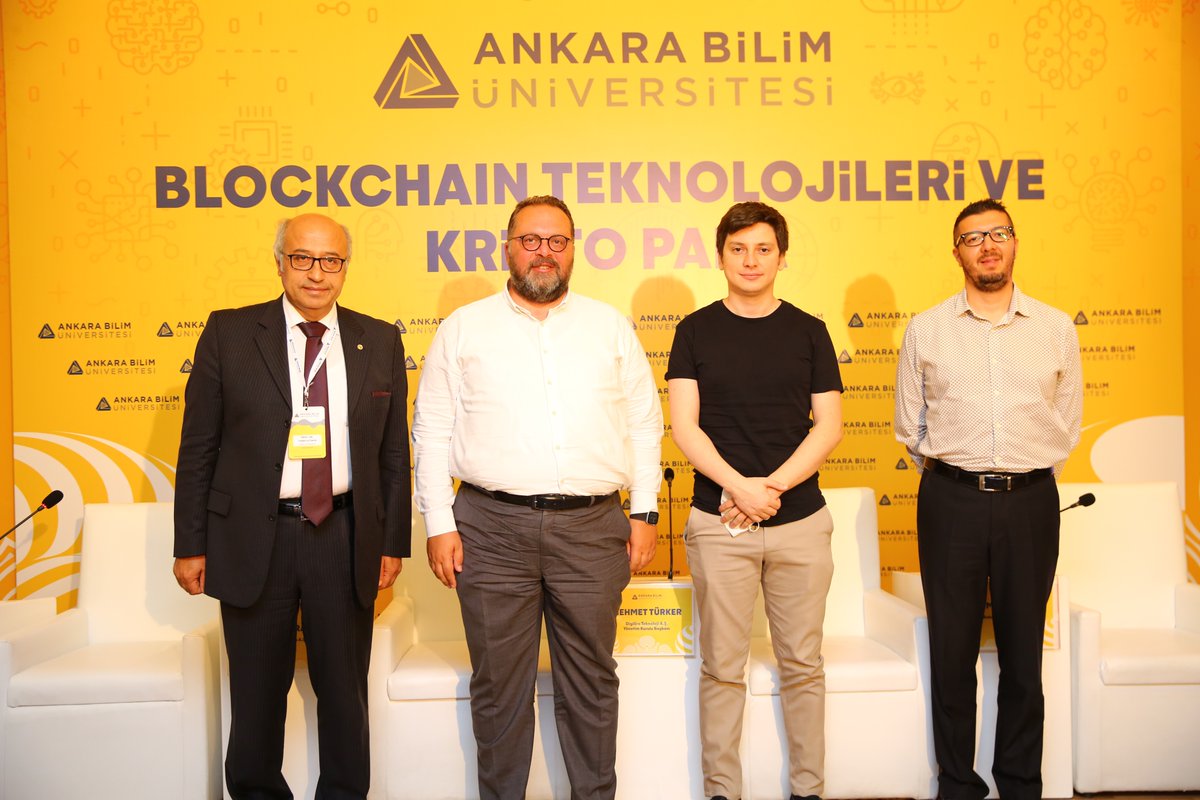 ankarabilimuni's tweet photo. #ankarabilimüniversitesi ev sahipliğinde başarılı bi Blockchain Teknolojileri ve Kripto Para Webinarı gerçekleşti. Konuşmacılarımıza ve izleyen herkese teşekkür ederiz. https://t.co/cwwBJ4q10C