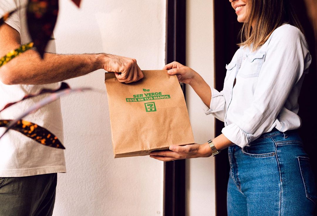 ¡Pide todos tus antojos y disfrútalos #EnCasa! 
Todo lo que necesitas de #7Eleven Vía #Rappi
👉 711.mx/domicilio
.
.
.
#MagmaShops
#7Eleven