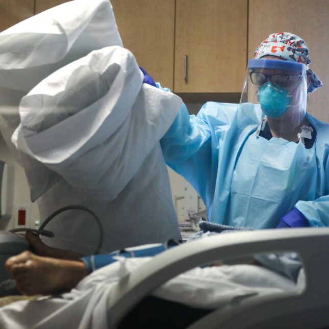 GTALofSigma's tweet photo. Enjoy this article by Kristen Choi and Anna Dermenchyan, “The Nursing Science Behind Nurses as Coronavirus Hospital Heroes” 🔗: https://t.co/HqDC7dht6S #GTALofSigma #GTALPride #GTALStrong #SigmaNursing #ShoutoutSaturday #yearofthenurseandmidwife #nurse2020 https://t.co/4VTZ1H7Si8