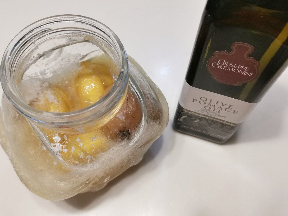 JojoSekri's tweet photo. JoJo Cooking Magic Homemade claypot chicken with Couscous & beans
JojoCookingMagic Recipe
#lemonsalt #spices #naturalspices #naturalingredients #nofoodcoloring #nomsg #cooking #halalfood #halal #healthy #soulfood #ownrecipe #homemaderecipe @jojosekri @jojocookingmagic https://t.co/lgfdqqbuyL