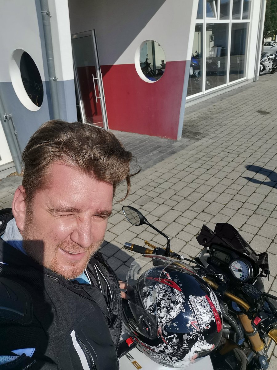 co0ld_r6's tweet image. Hell yeah... Finally i got a bike again! So i went to a 350 km tour to try out my New babe :D what do you think about her? :D