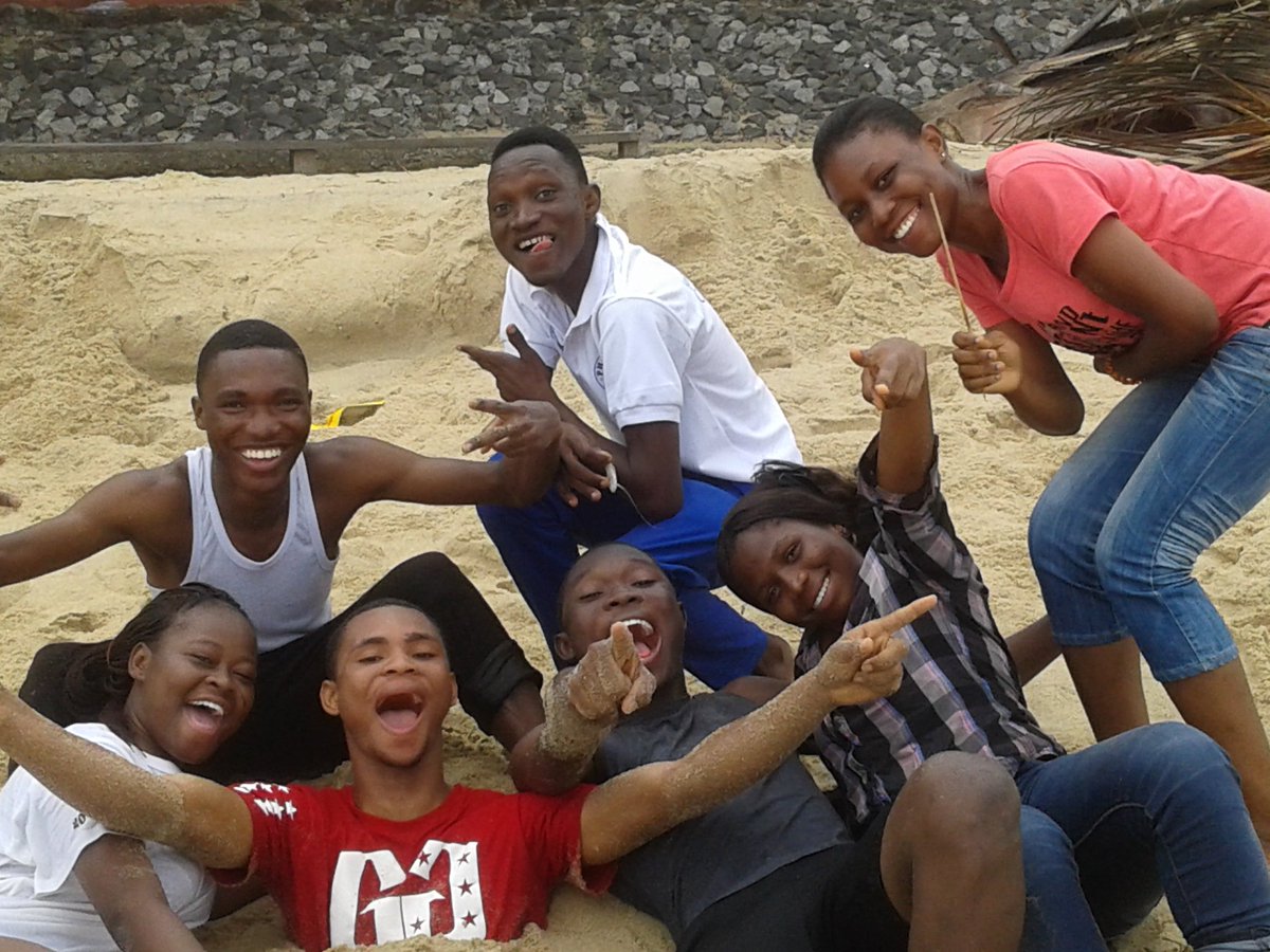 psfghana's tweet photo. The next drug safety was held in the land of the Fantes! Throwing you back to DSC 2015 in the Central Region!
#DSCThrowbacks
#PSFWeek2020
PSF-Ghanaβ€π¬π
@Official_PSGH https://t.co/GttZH3PEqV