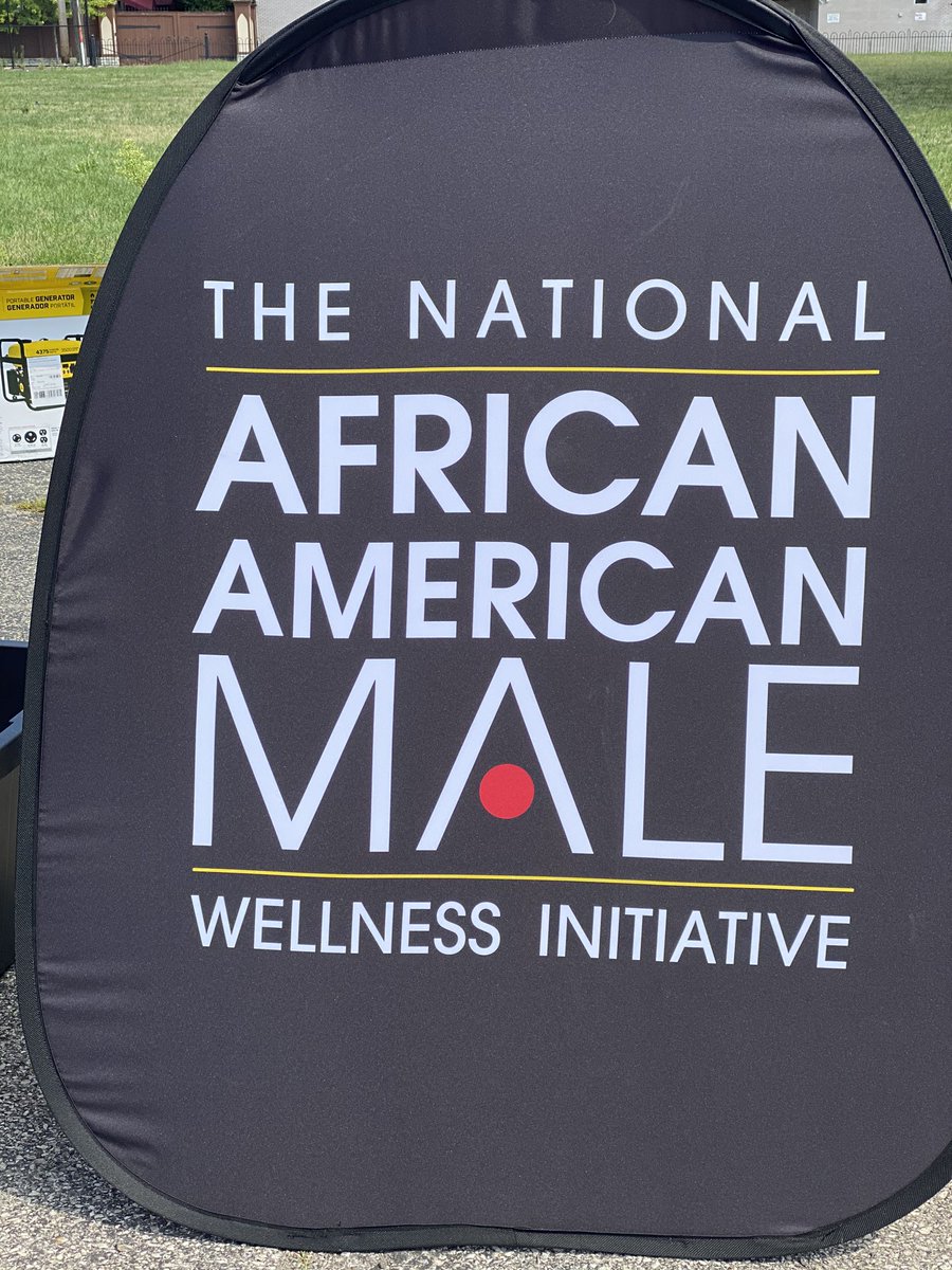 sdfavor's tweet photo. Great day to talk a #WalkInYourHood in support of the Annual African American Male Wellness Walk! We got 4 miles in this morning! @
#AAFreedomWalk #BlackMaleWellnessWeek #AAWellness https://t.co/NUZp7385lN