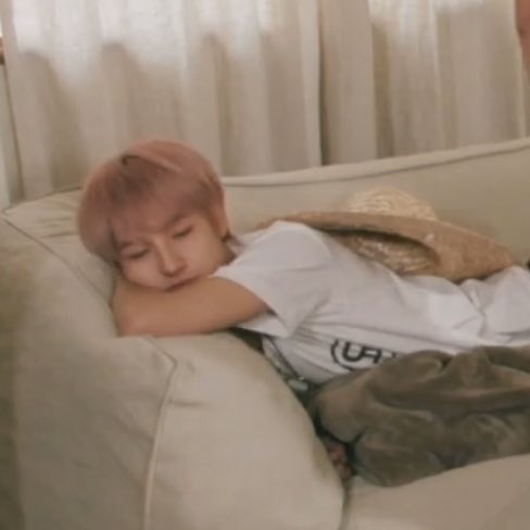 renjun kitty - a much needed thread that everyone deserves to see