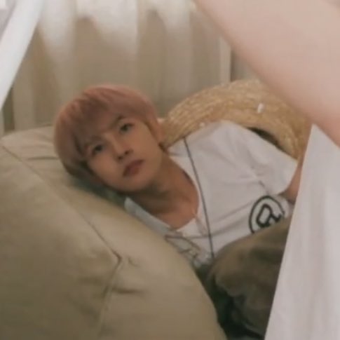 renjun kitty - a much needed thread that everyone deserves to see