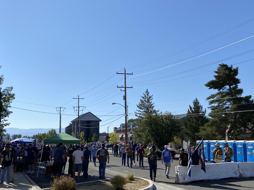 AtomicXPro's tweet photo. We’ve arrived, thread of the protest will be found here. #Minden #BLM #DanCoverley https://t.co/71wEEZyHIk