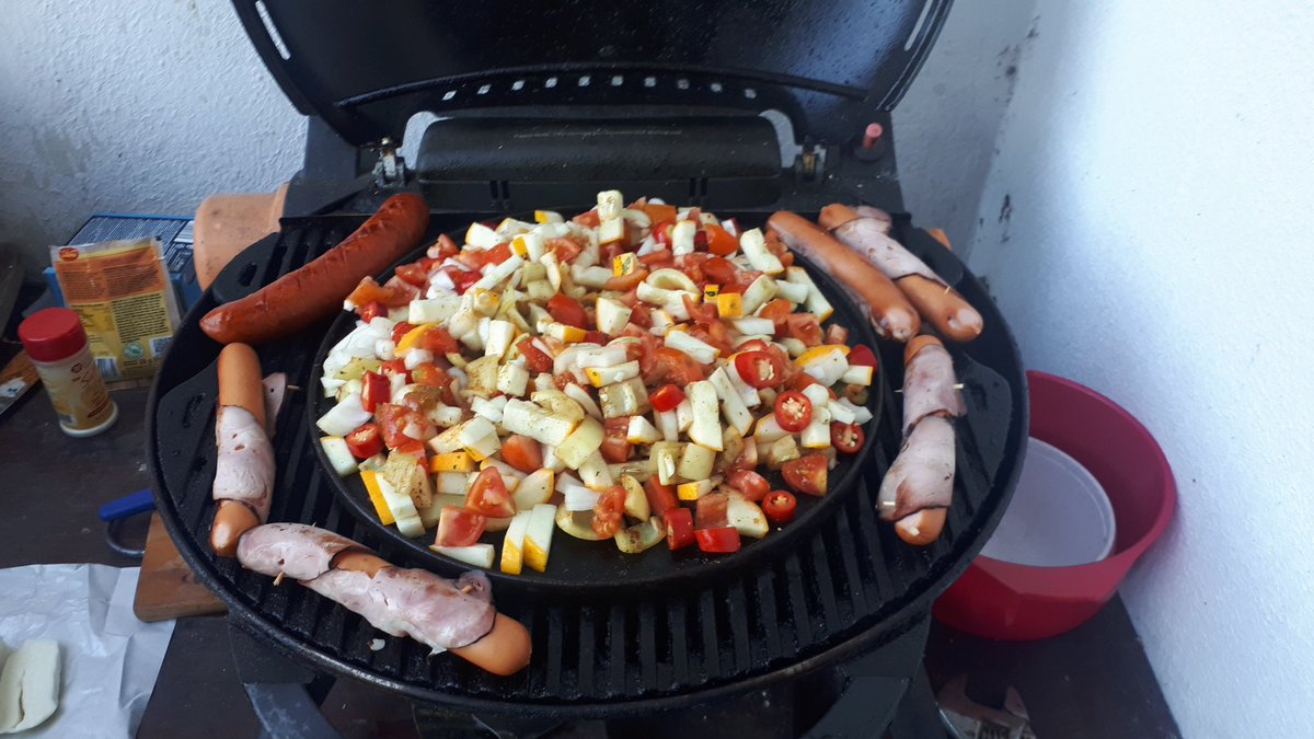 Jiří Holánek tweet media