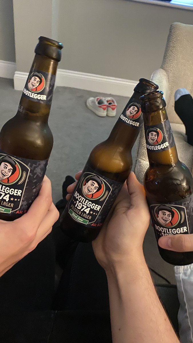Jacob_lally97's tweet photo. @bootlegger1974 love it mate, first bottle of bootlegger going down a treat in Preston... working mans pilsner ❤️🥳😍 good job https://t.co/CJXLeB5dq4