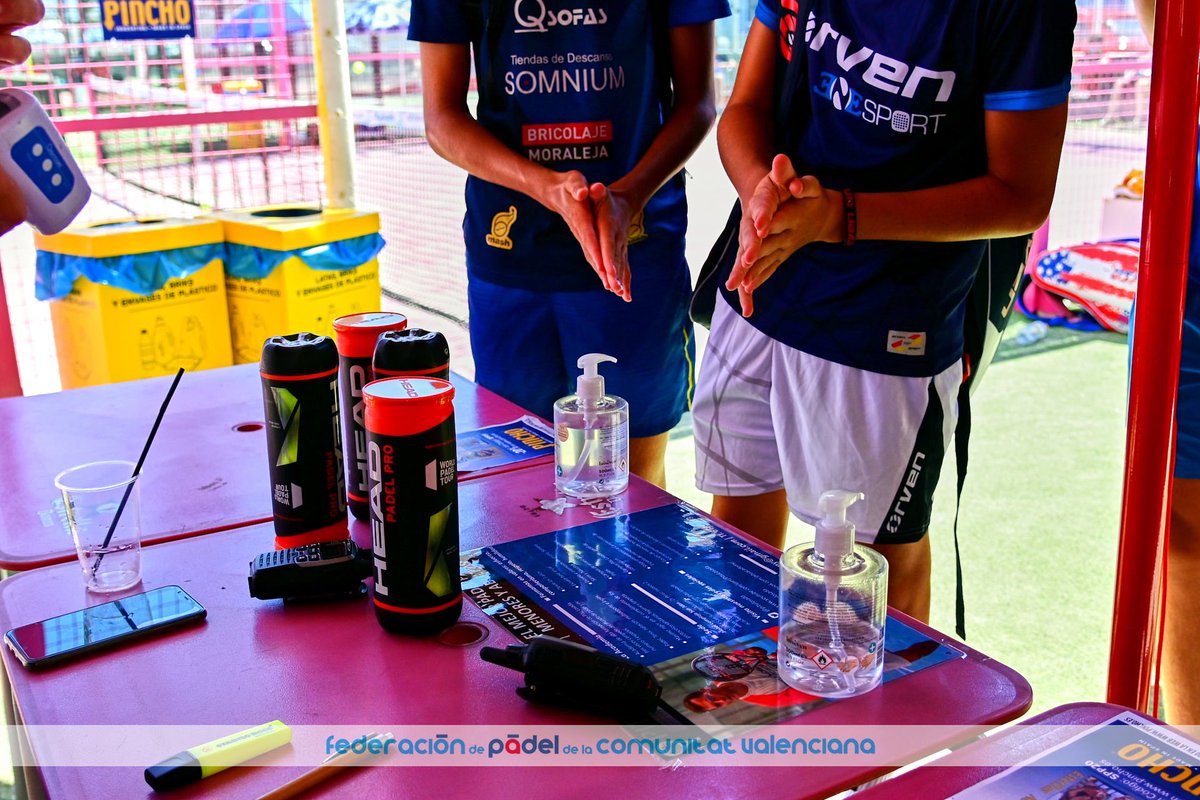 La Regla de las 3Ⓜ️:
😷 Mascarilla ✅
🧴 Manos ✅
📏 Metro ✅

#SeamosResponsables #Regla3M #FPCV