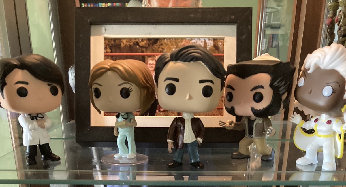JenT_4's tweet photo. Get you a friend like @grug45 ❤️❤️. #Flurtleneck Flynn arrived safely and is now hanging with Abby and Luka. P.S. Thanks for the candy! 😘😘 #GarcyFam #CustomPops https://t.co/7GXkQbY9oi