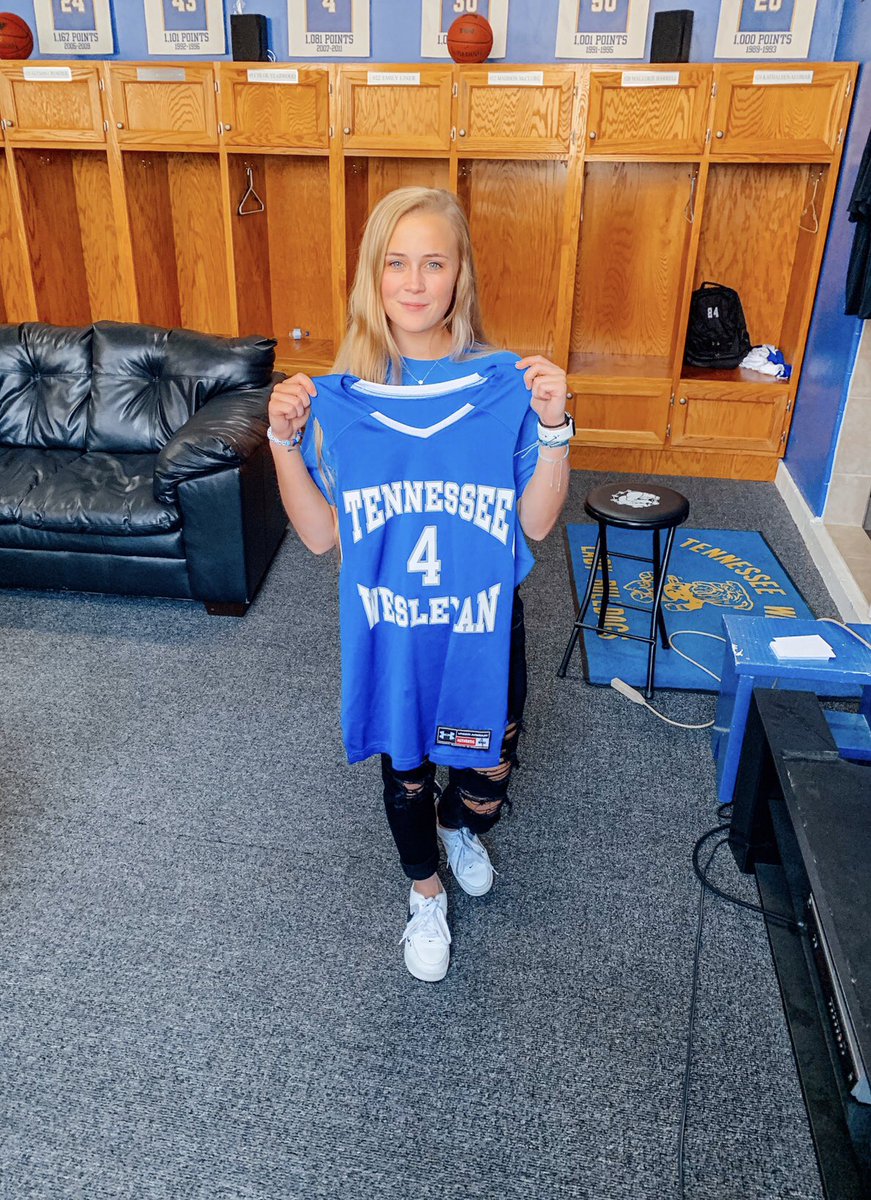 jacelynstone4's tweet photo. Proud to say I’ve decided to to continue my academic and basketball career at Tennessee Wesleyan University! Wouldn’t have made it without everyone who has played a part in the player that I am, coaches, family, and mostly my teammates, Go Bulldogs💙🤍 #Committed @coachjeffrice https://t.co/iQ5sH67LnT