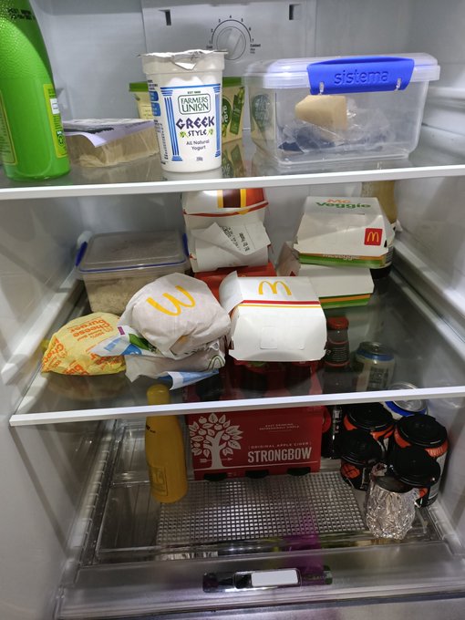 Something about meal prep. We have 8 fucking burgers :( https://t.co/BN6bgIaKfC