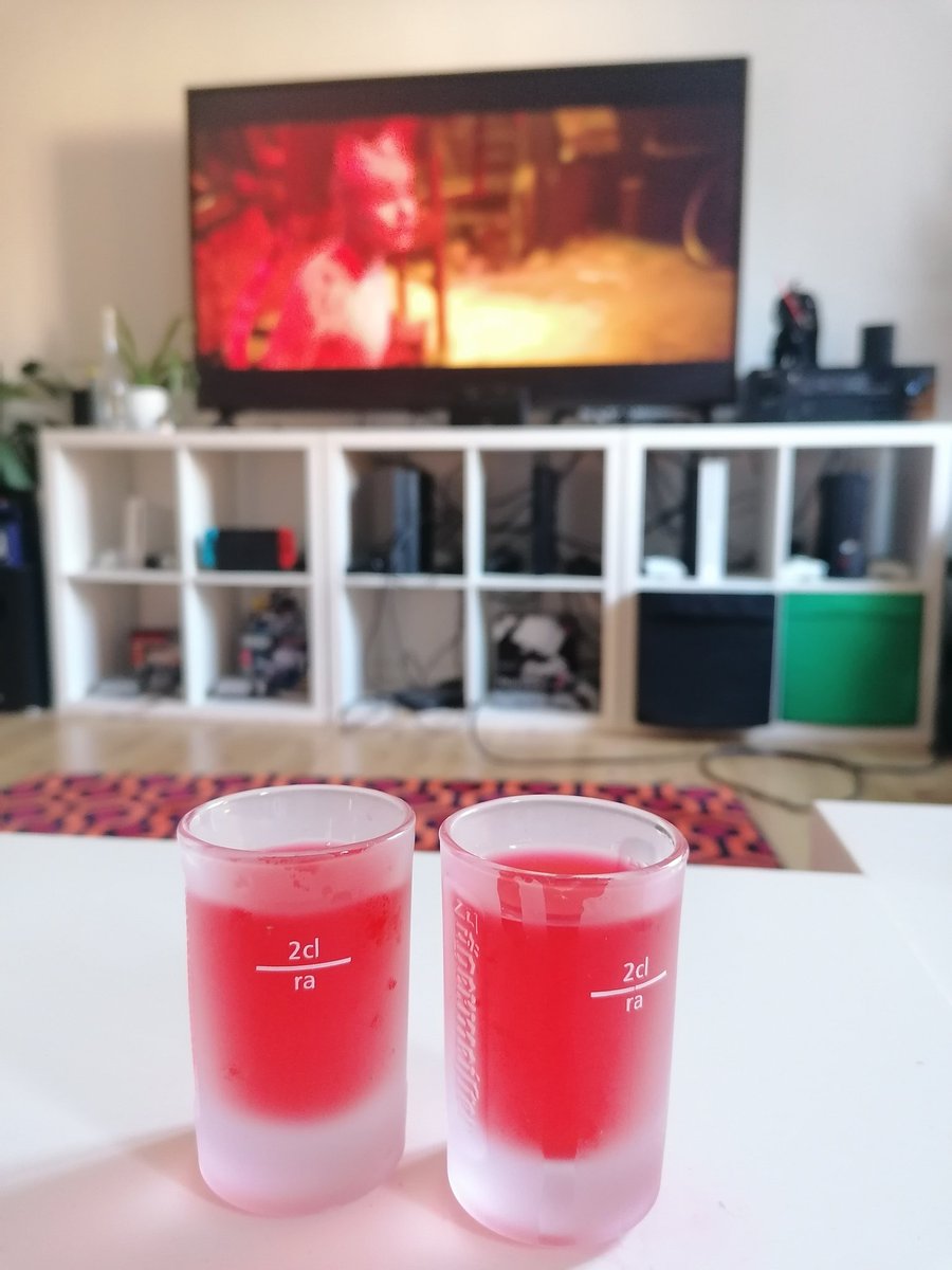 Bereite mich gemeinsam mit <a href="/LustigLu/">Dr. Lustig</a> auf die neue Staffel <a href="/schlefaz/">SchleFaZ🤯</a> vor: C a t s ... #schlefaz #cats #sagenhaft #scheißiger #scheißfilm