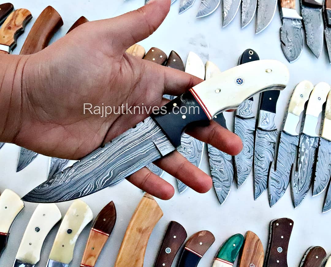 RajputKnives's tweet photo. We are making custom knives with order.

DM me and Contact whatsapp ( +92-304-5701960 ) for more information.
.
Give us a follow @rajputknives 
Subscribe us on youtube: Rajput Knives
.
.
#rajputknives #knifemakers #fixedbladeknifes #huntingknifes #handmadeknife #knivesmaker https://t.co/muyij7bIIb