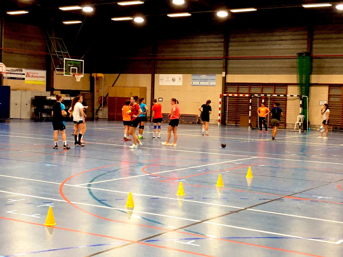 WaterlooHandbal's tweet photo. Reprise des entraînements au W.A.S.H. (Waterloo Handball)
https://t.co/61z7UvEUme
#WaterlooASH #TeamWASH #WaterlooHandbal #HandballWaterloo
#WaterlooAmbiorixSportsHandball
#ComeOnWASH #WaterlooLions #HandballPassion #HandballAddiction #HandballBelgium https://t.co/qKsY1b4hcb
