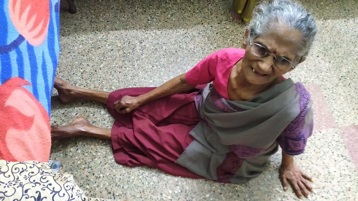 PKuradi's tweet photo. @kmssons Smt. Gangu Salian ( Gangu Marakathi ) W/o. Late Purushotham Karkera  aged 79 years ( Aadhar Card Number : 8013 6948 4480) senior citizen of Udupi Malpe small town having no shelther as well as food, she has been brought with the assistance of villagers support  to Appa https://t.co/Cux0pJyzfo