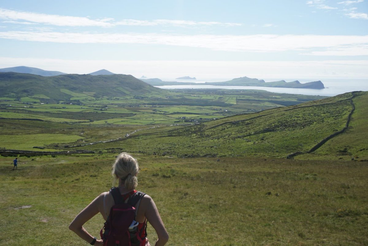 mccannj67's tweet photo. Fabulous Mt Brandon. Stunning views on a gorgeous day. #dingle #MtBrandon #sunshine https://t.co/HTGRTEQAUu